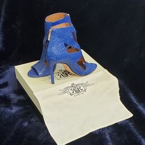 Women heels